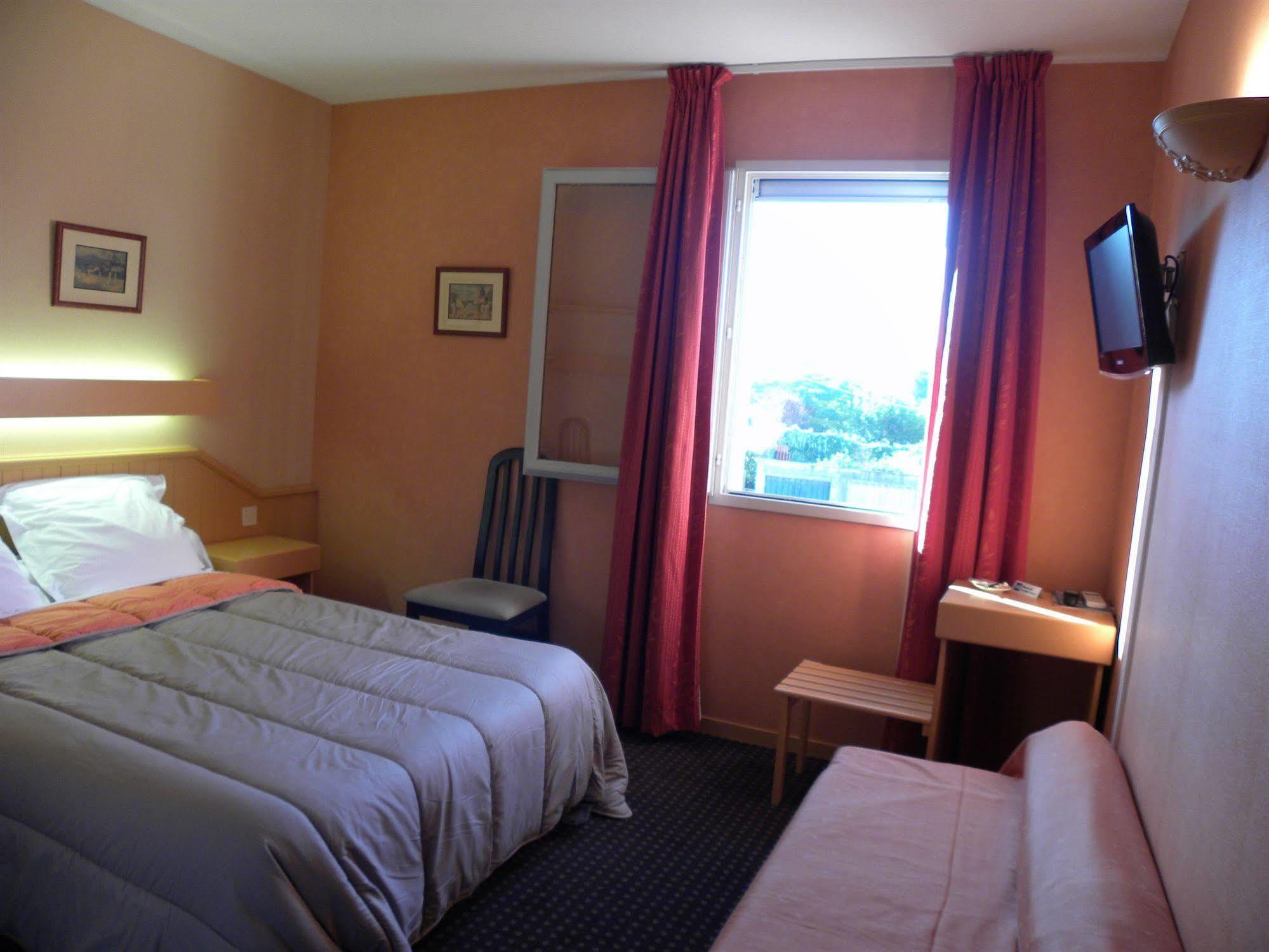 Hotel Ursula Cambo-les-Bains Kültér fotó
